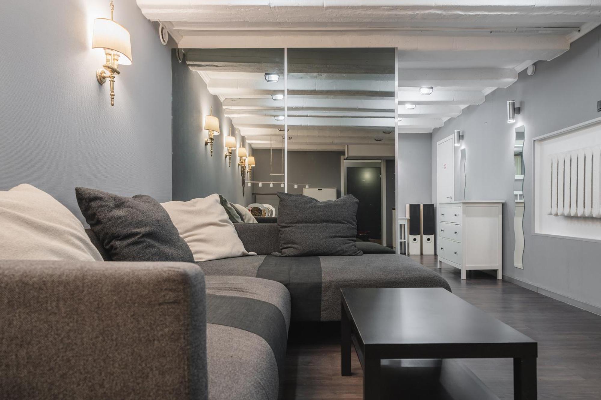 Islandijos Self Check-In Basement Apartments Аеропорт Вільнюс Екстер'єр фото